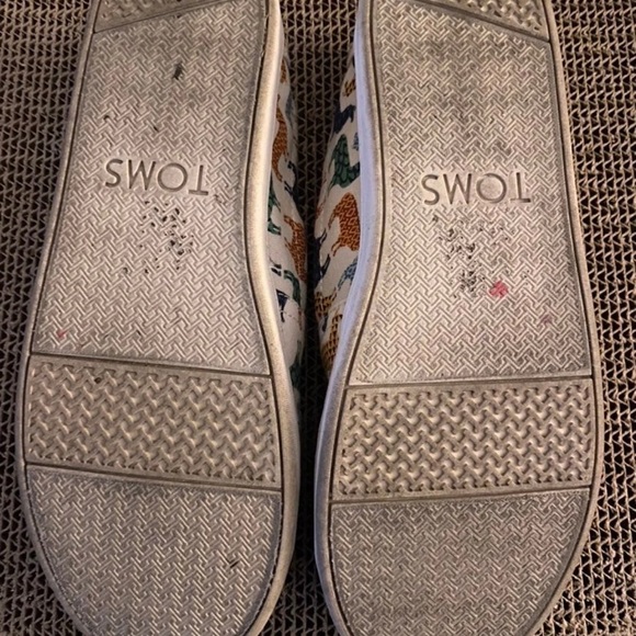 TOMS Llama Slip On Canvas Shoes - Picture 5 of 8